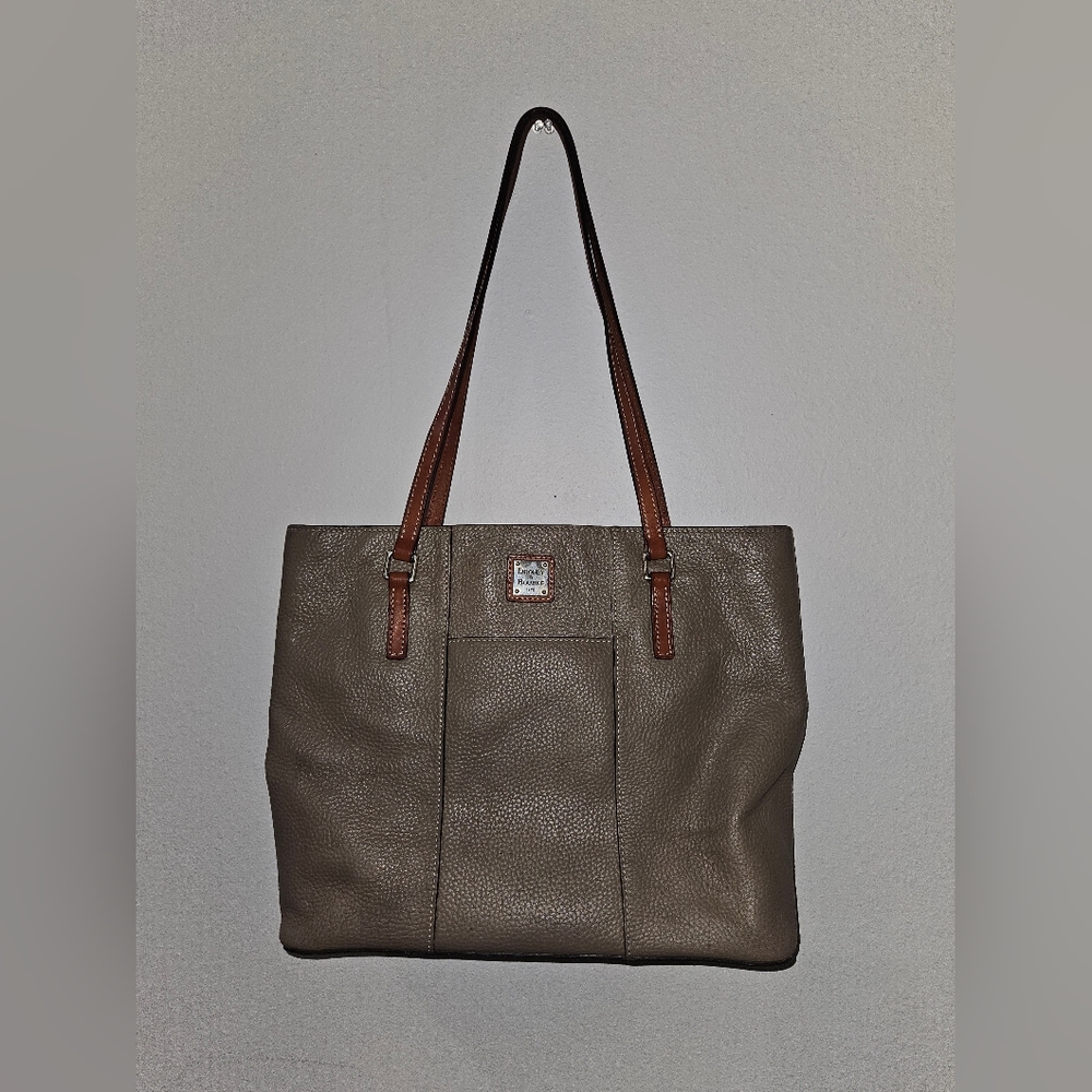 Dooney & Bourke 1975 - Beige Should / Handbag